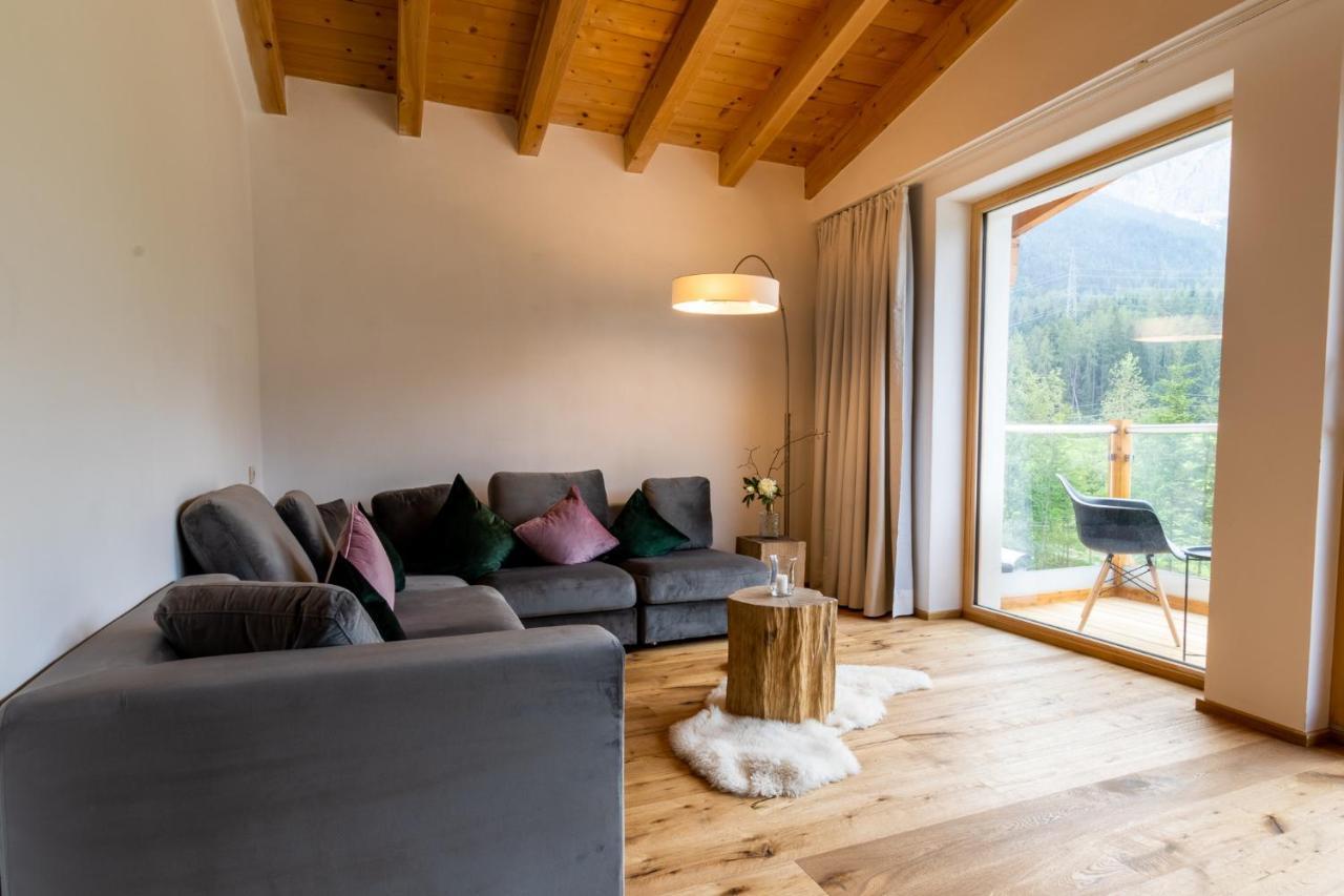 Monte Tirol - *