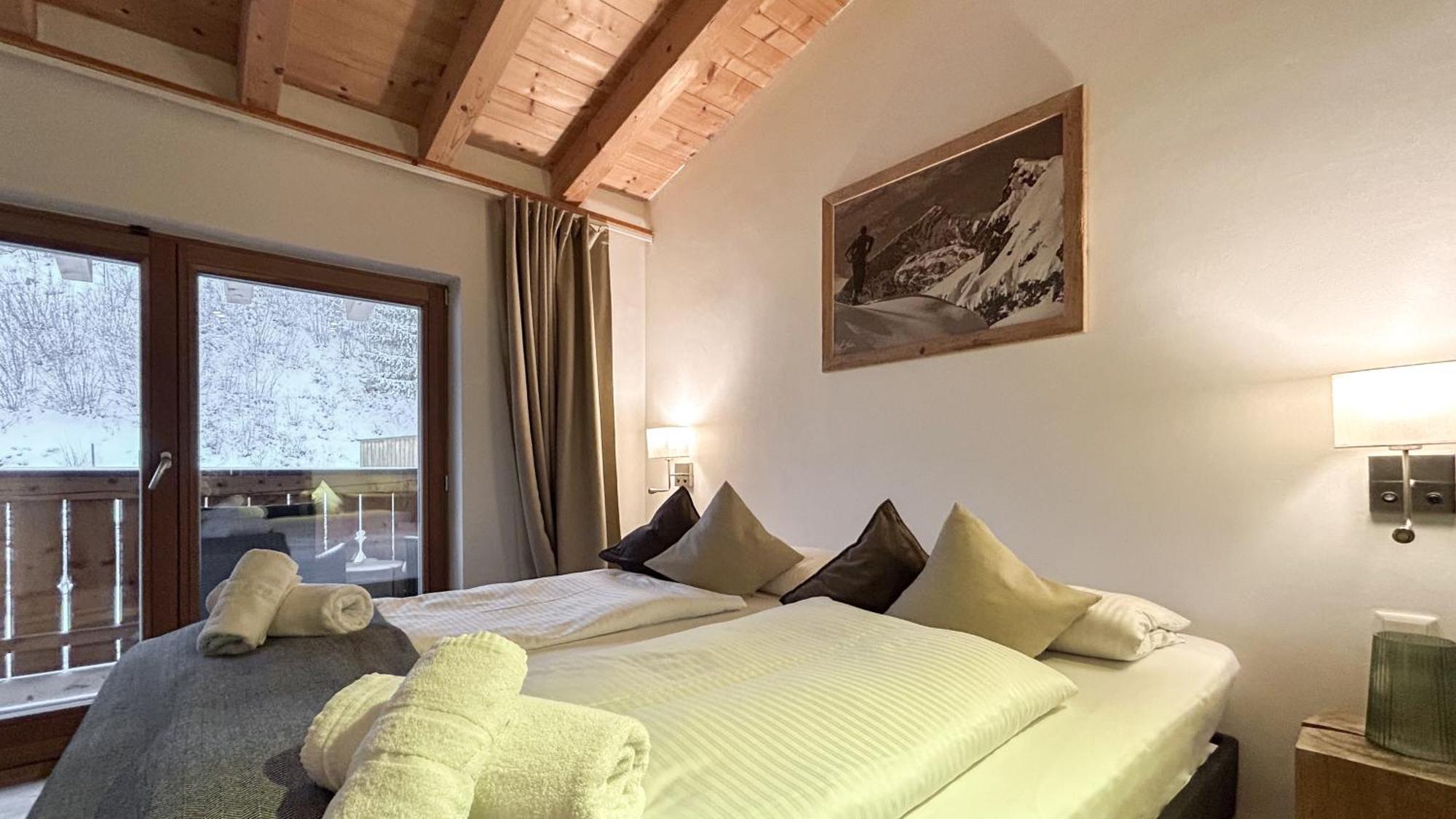 Monte Tirol - *